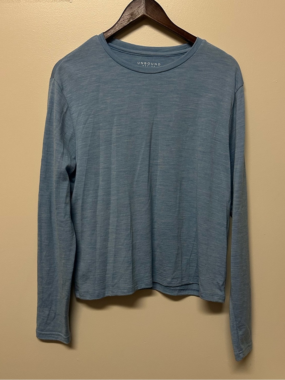Unbound Merino Women's Long Sleeve Merino Crew Large Blue Hiking Outdoor Camping